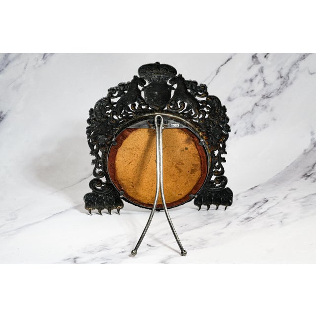 Regal Ornate Repousse Style Antique Silverplate Victorian Photo Picture Frame Lion Royalty Armorial For Sale - Image 13 of 18