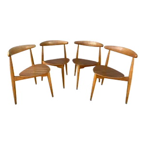 Mid 20th Century Heart Chairs, Attributed to Hans Wegner, Set of 4