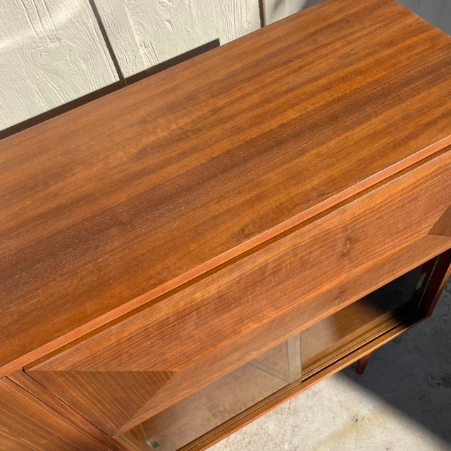 Burnt Umber 1950s Mid Century Modern Diamond Front Dry Bar For Sale - Image 8 of 12