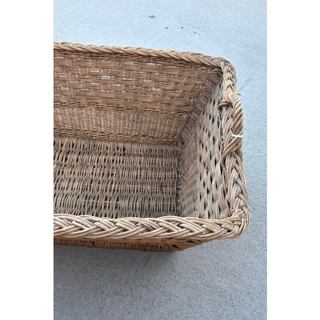 Rustic European Vintage French Rustic European Rectangle Basket For Sale - Image 3 of 6