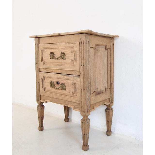 Small Neoclassical Louis XVI Oak Chest of Drawers, Late 19th Century For Sale - Image 10 of 18