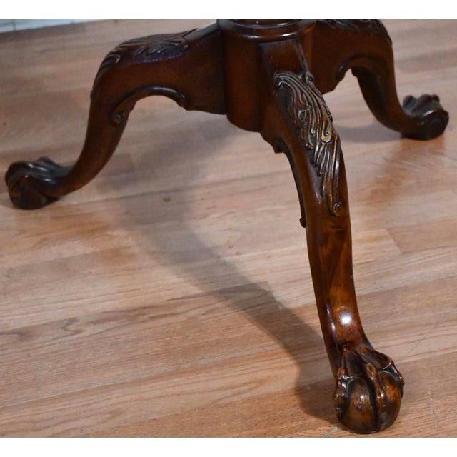 1940 English Chippendale Style Mahogany Accent Center Round Table For Sale - Image 6 of 11