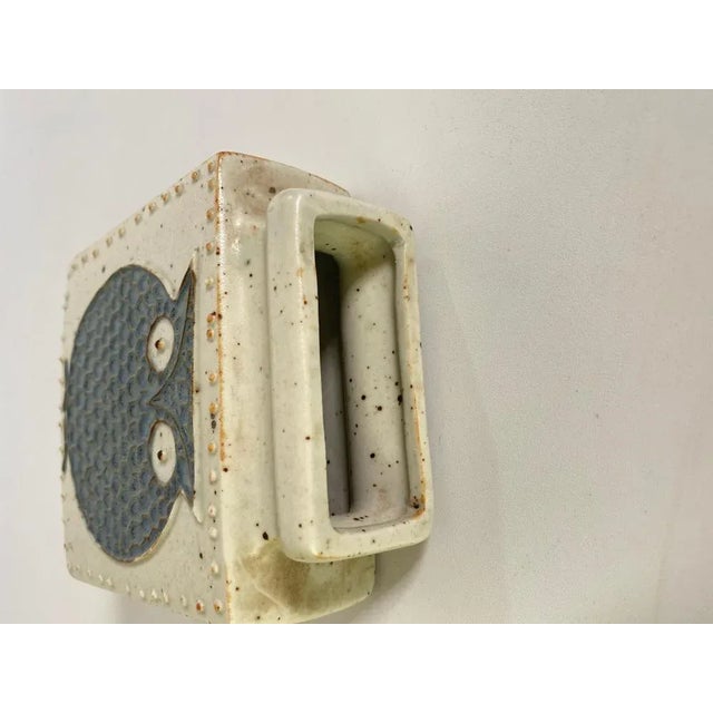 1960s Scandinavian Sandstone Vase with Cat Decor, 1960s For Sale - Image 5 of 9