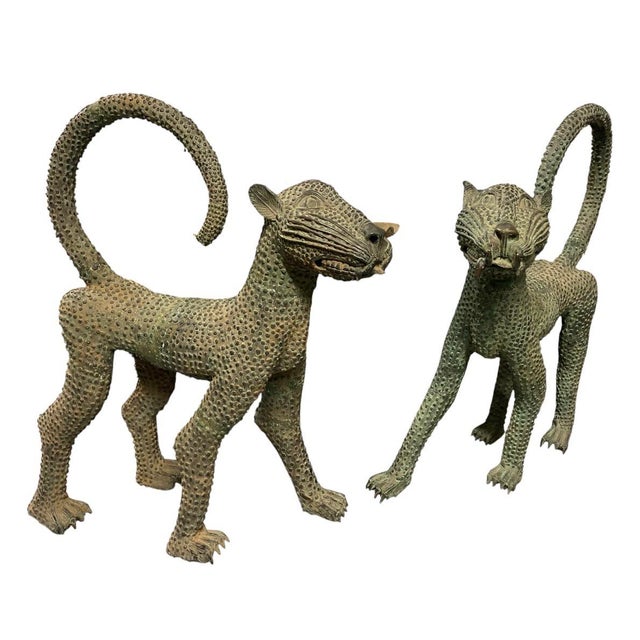 Pair of Vintage Benin-Style Cast Bronze Leopard Statues For Sale In West Palm - Image 6 of 12