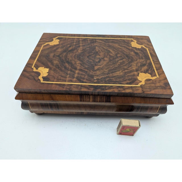 Biedermeier Wooden Jewelry Box in Walnut with Inlays, 1850 For Sale - Image 12 of 12