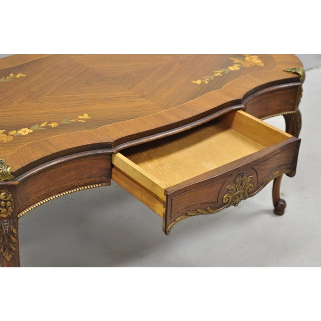 Antique French Louis XV Style Floral Inlay Walnut Coffee Table With Drawer For Sale - Image 4 of 15