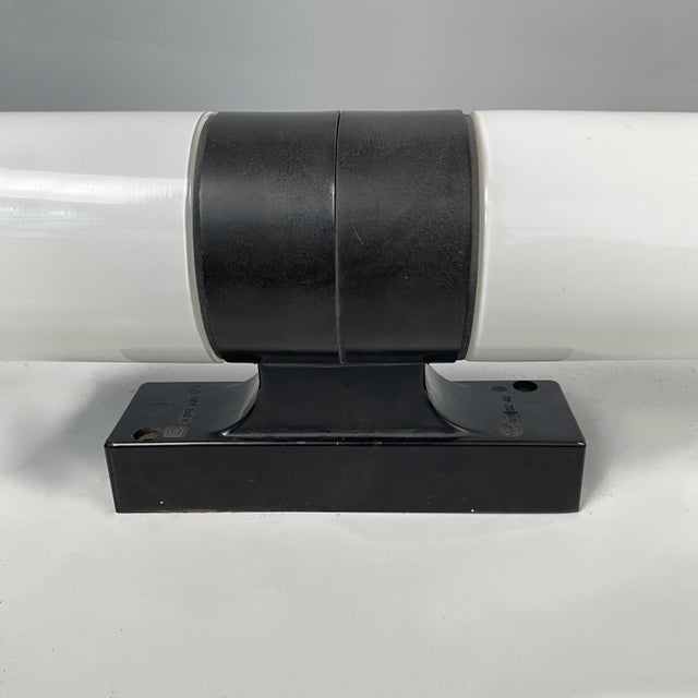 1950s Mid-Century Modern Italian Wall Lamp in Opaline Glass and Black Bakelite, 1950s For Sale - Image 5 of 13