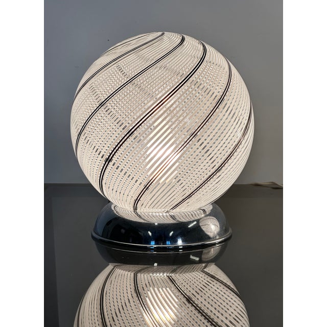 1970s Murano Glass Table Lamps in the style of Venini, 1970s, Set of 2 For Sale - Image 5 of 13