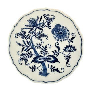 1950s Vintage Japanese Chinoiserie Meissen Blue Danube Trivet For Sale