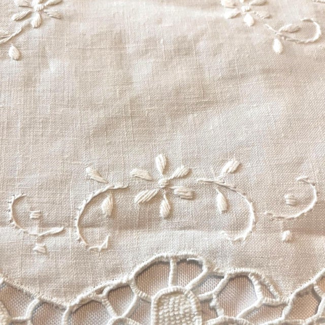 Shabby Chic Vintage Table Tatting Doilies Fine Linen Imported Italy Late 20th Century Handmade Traditional - Set 2 For Sale - Image 3 of 6