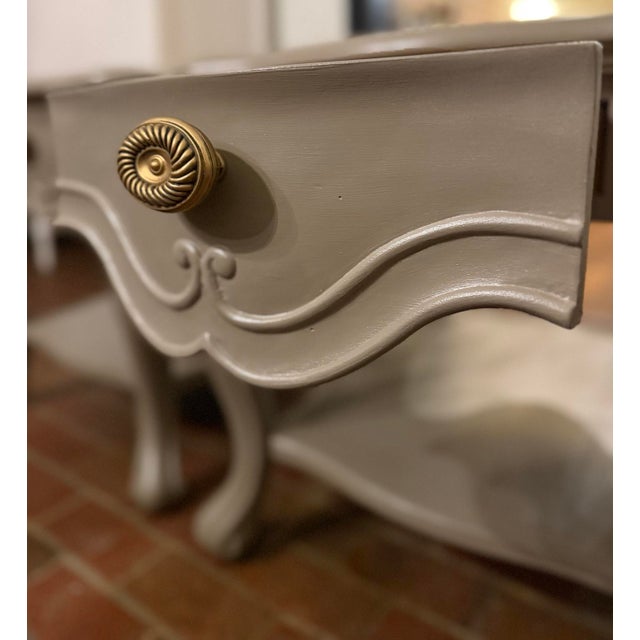 Wood Oversized French Provincial Nightstands in Fusion Algonquin – Refinished Pair For Sale - Image 7 of 17