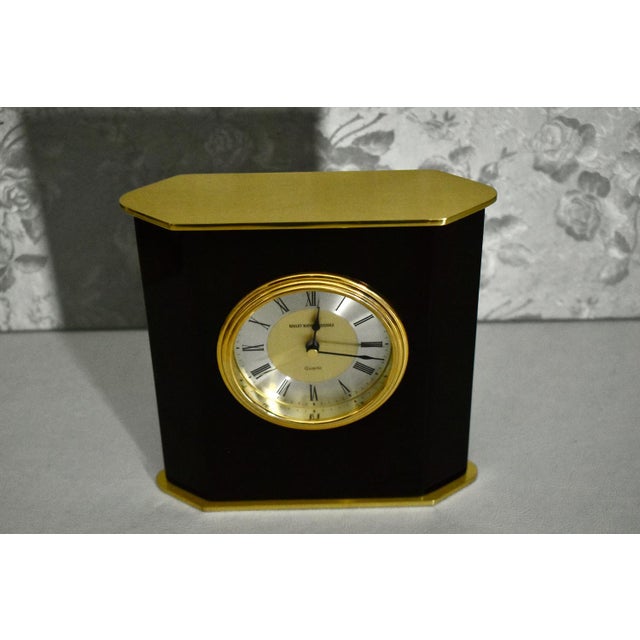 Vintage Mid Century Modern Balley Banks and Biddle Battery Operated Desk Clock For Sale - Image 4 of 13