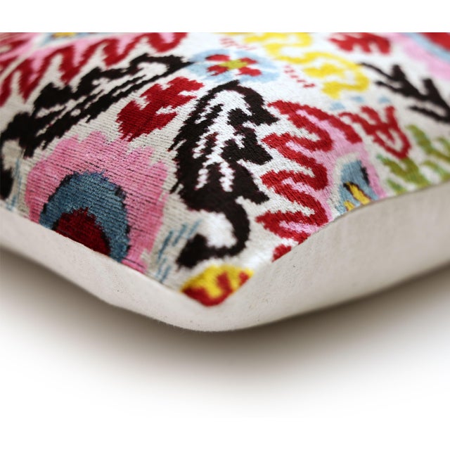 2020s Hand-Knotted Vibrant Floral Silk Velvet Lumbar - 16x24 Pink & Yellow For Sale - Image 5 of 8