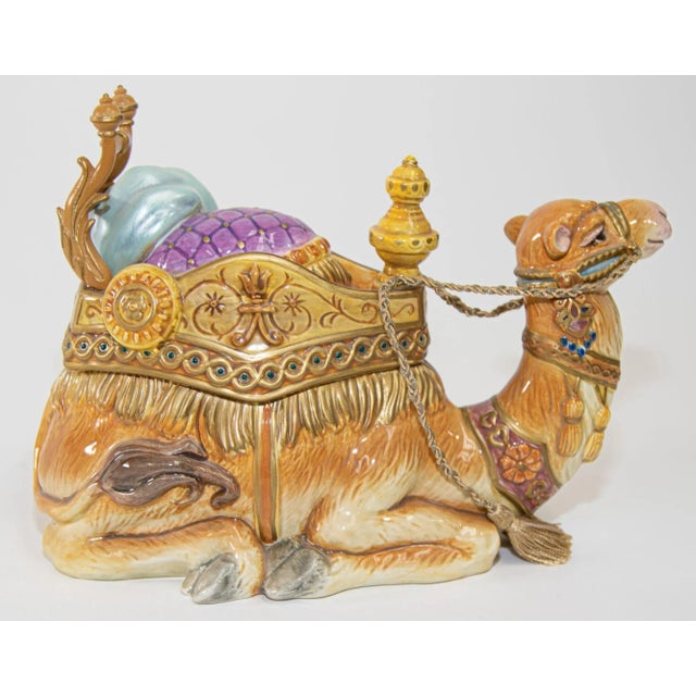 Porcelain Resting Arabian Camel by Fitz and Floyd For Sale In Palm Springs - Image 6 of 13