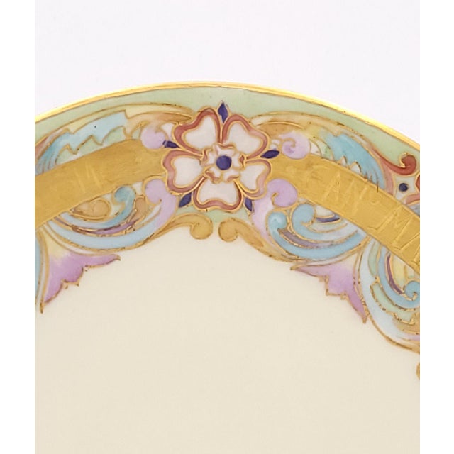 Peach Early 20th Century Set of 8 Limoges Plates Hand-Painted With Quotations From Shakespeare For Sale - Image 8 of 9