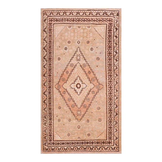 1920s Tan Beige Medallion Antique Central Asian Chinese Khotan Rug 4'3" X 8' Handknotted Wool Carpet For Sale