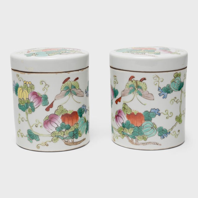 Chinese Famille Rose Butterfly & Gourd Container, C. 1920 For Sale - Image 4 of 5