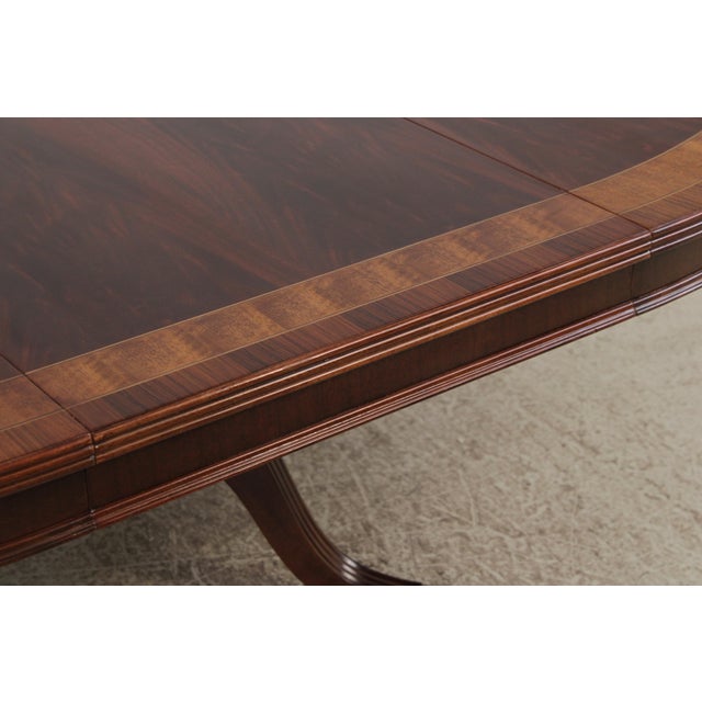 Round Large Banded Mahogany Inlaid Dining Table For Sale - Image 17 of 18