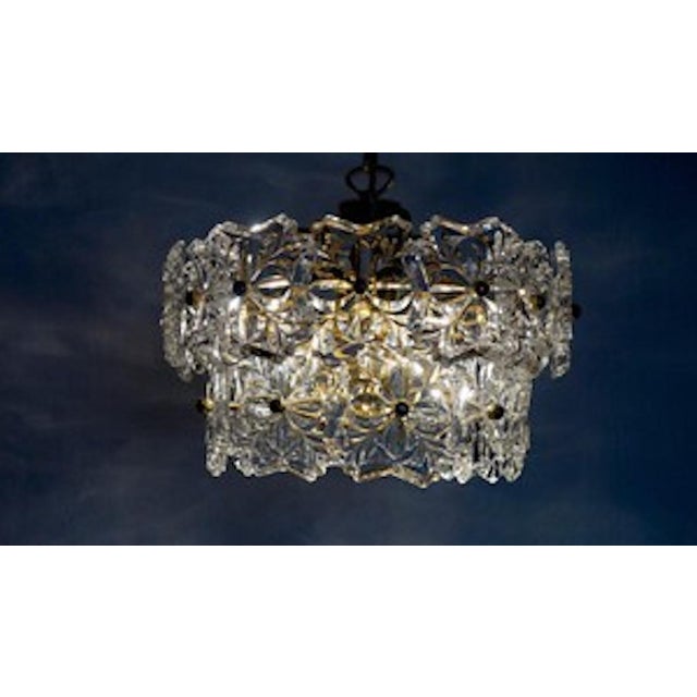 1970s Gilded Brass and Crystal Glass Chandelier from Sölken Leuchten, 1970s For Sale - Image 5 of 11