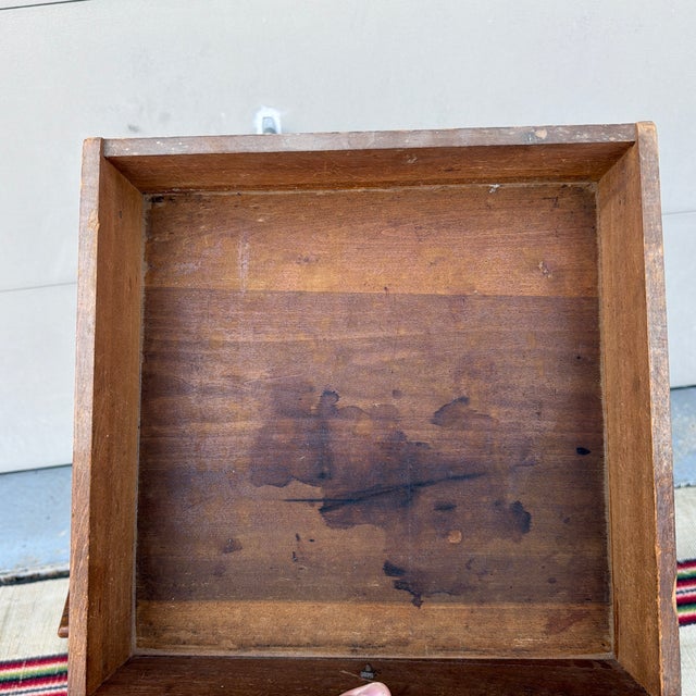 Early 19th Century Antique Walnut Sheraton One Drawer Stand, Lebanon County, Pennsylvania, Circa 1830s For Sale - Image 5 of 12