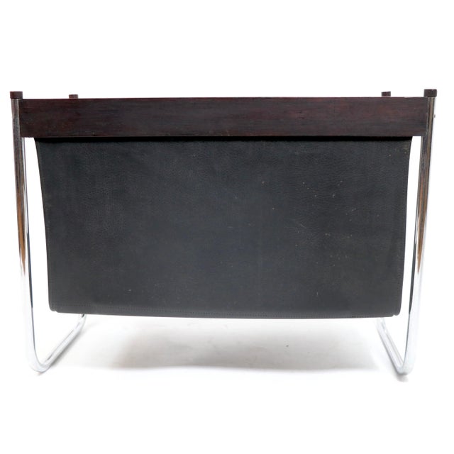 Magazine Rack Catch All in Rosewood Chrome and Vinyl Made in Usa Circa 1970's For Sale In New York - Image 6 of 9