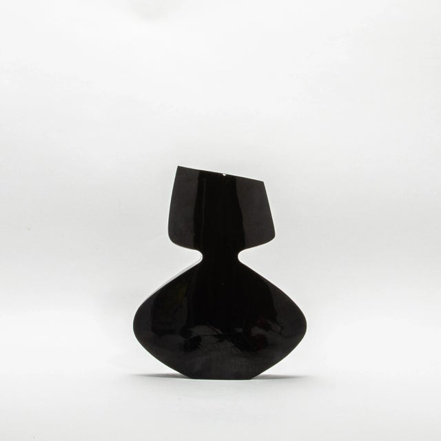Modern Modern Sculptural Vase in Black Shell by R&y Augousti For Sale - Image 3 of 7