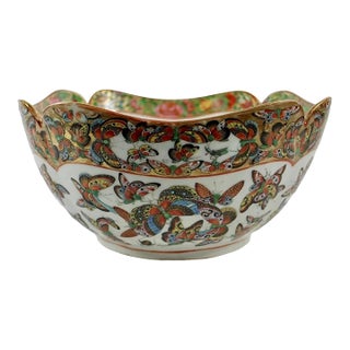 Chinese Export "Thousand Butterfly” Pattern Cut Corner Porcelain Bowl, 19th Century For Sale