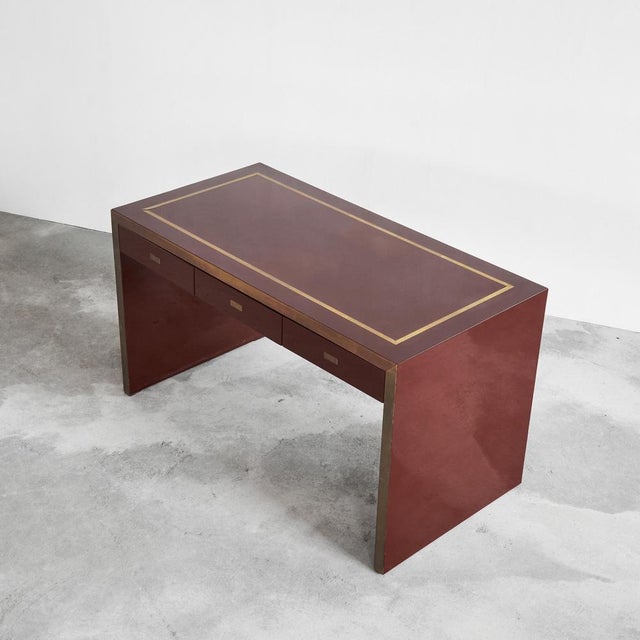 Jean Claude Mahey Jean Claude Mahey Desk in Lacquered Wood & Brass, 1970s For Sale - Image 4 of 16