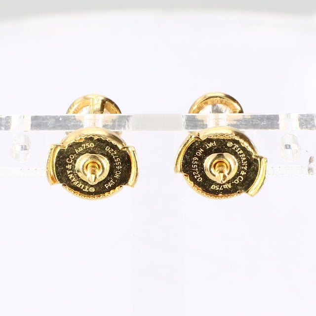 Early 21st Century 14k Yellow Gold Tiffany & Co. Earrings With 0.3ct F/Vs2 Diamonds, A Pair For Sale - Image 5 of 5