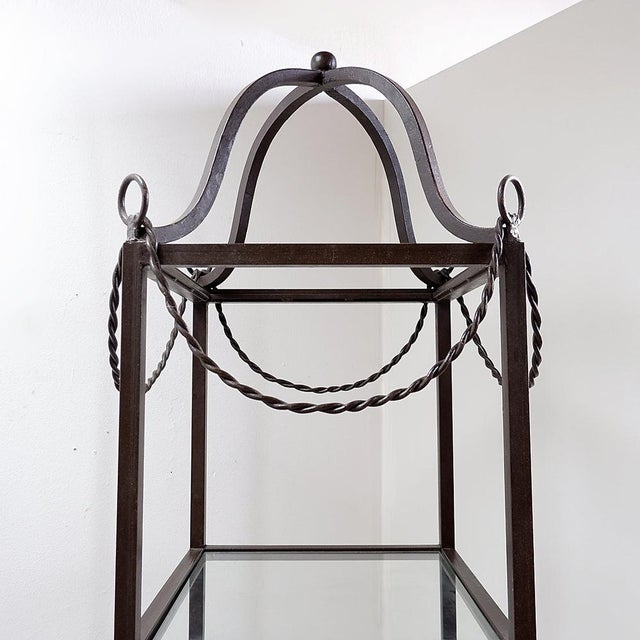 Vintage - Decoration - Home Decor Vintage black metal pagoda-style shelving unit with four glass shelves. Measures :...