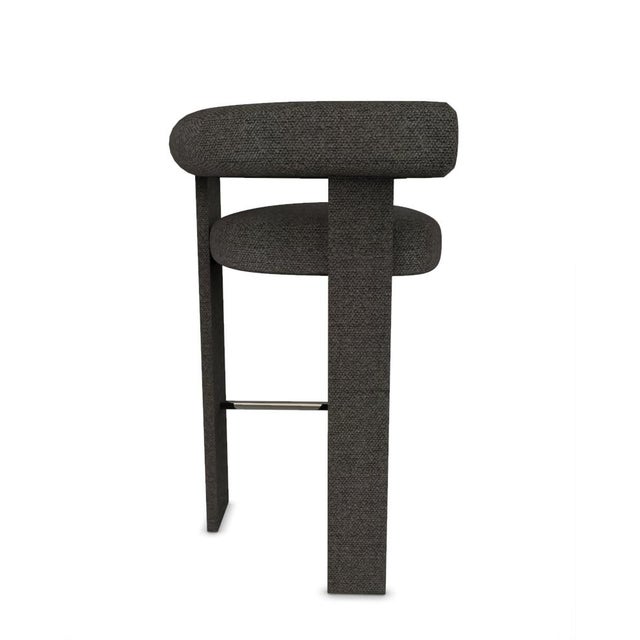 A chair that mixes both modern and classical design approaches. Designed to hug the body, durable and solid chair features...