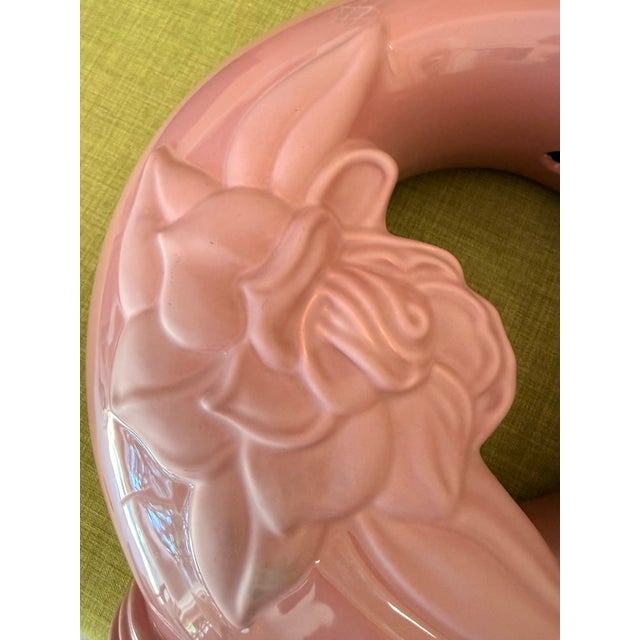 Rose 1980s Postmodern Art Deco Revival Ceramic Rose "Donut" Table Lamp by Harris Lamps For Sale - Image 8 of 12