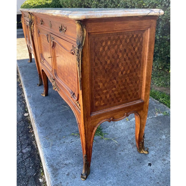 François Linke Early 20th Century Pair of Singed Linke Bronze Mounted Parquetry Commodes, Francois Linke, Paris Fr For Sale - Image 4 of 14