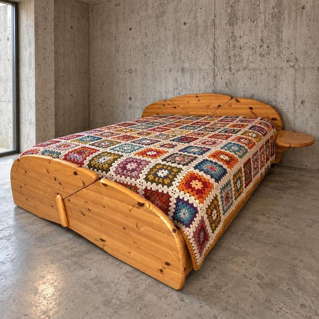 2000 - 2009 Vintage Double Bed in Pine, 1980s For Sale - Image 5 of 7