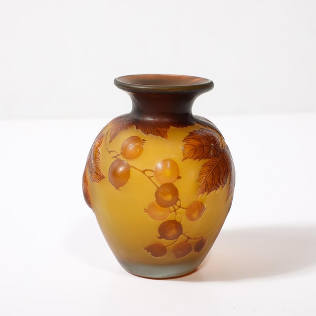 Art Deco Émile Gallé Cameo Glass W/ Amber and Yellow Naturalist Detailing Vase For Sale In New York - Image 6 of 12
