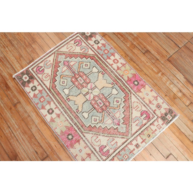 Mid 20th Century Vintage Pink Turkish Rug - 2'7" x 3'7" For Sale - Image 5 of 7