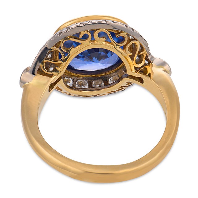 1970s French Gia 8.00 Carat Ceylon Sapphire Diamond 18k Two Tone Gold Cocktail Ring, Size 8.25 For Sale In Los Angeles - Image 6 of 8