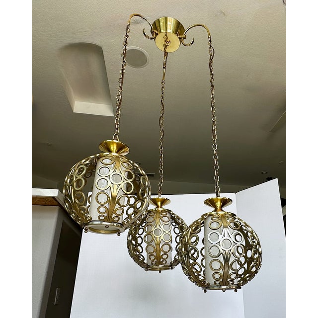 Trio (3) Mid-Century Hollywood Regency Pierced Brass Cluster Pendant Chandelier $4,500 For Sale - Image 4 of 18