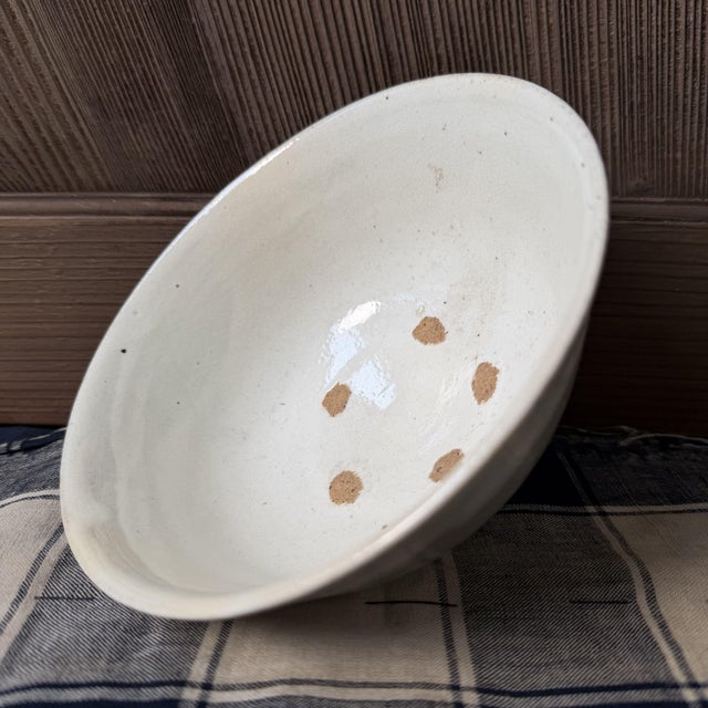 Japanese Kohiki Style Matcha Chawan, 1950s For Sale - Image 6 of 9