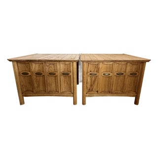 Pair of Midcentury Modern Sculpted Walnut Side Tables/Nightstands by Heritage For Sale