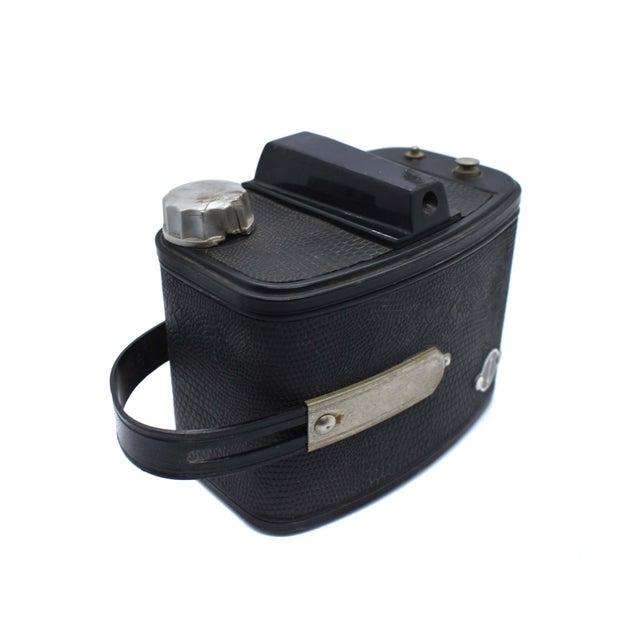 1950s Mid-Century Modern German Agfa Clack Roll Film Box Camera For Sale - Image 4 of 9