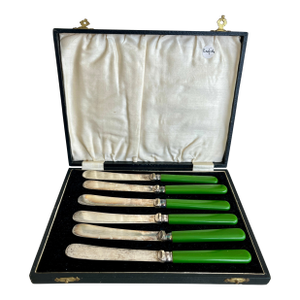 Antique/Vintage Taylor & Son Green Bakelite Butter Knife Set- 6 Pieces