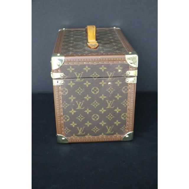 Vanity Case in Monogram Canvas from Louis Vuitton For Sale - Image 18 of 18
