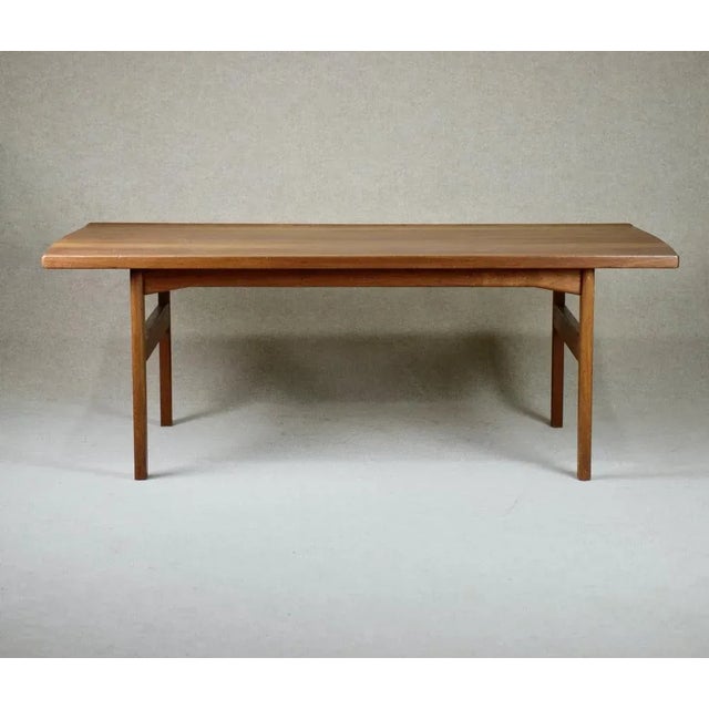 Model nr 125. Made in solid teak. The model was designed 1958 and exhibited 1960 on the Köhlner messe and 1961 at Illums...