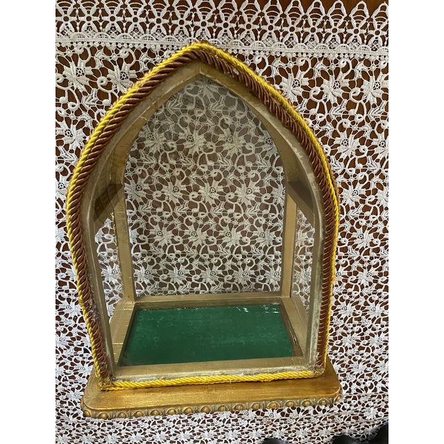 20th Century Neo-Gothic Eclectic Display Case in Wood and Glass with Decorative Plasterwork, 1890s For Sale - Image 11 of 16