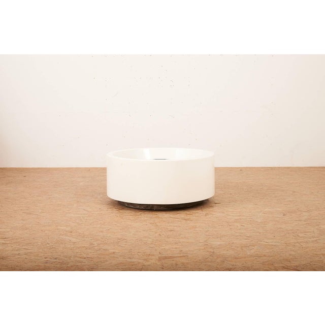Plant Pot Polyroc Plant Pot in White Fiberglass by Douglas Deeds for Sintoform, 1970s For Sale - Image 9 of 12