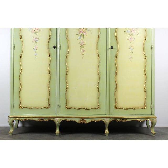 Venetian Baroque Green Lacquered Hand-Painted Floral Three-Door Wardrobe, 1950s For Sale - Image 13 of 17