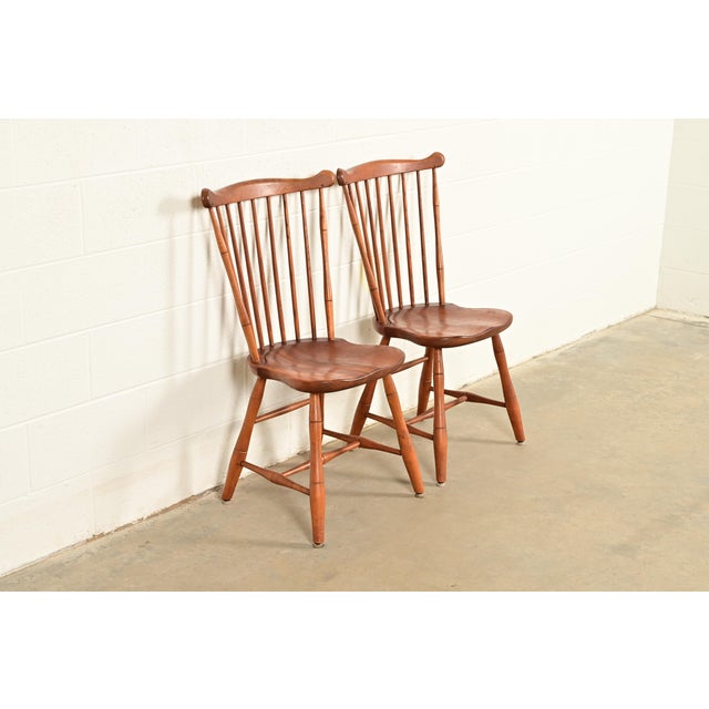 L. & J.G. Stickley, Inc. L. & J. G. Stickley American Colonial Solid Cherry Wood Spindle Back Windsor Side Chairs or Dining Chairs, Pair For Sale - Image 4 of 16
