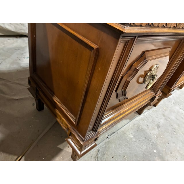 1970s Vintage Italian Neoclassical Tuscan Style Burl Wood Nightstands - A Pair For Sale - Image 5 of 14