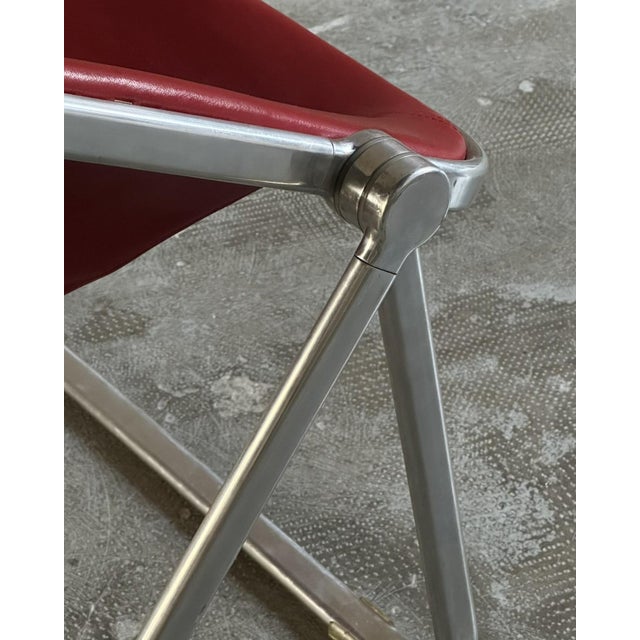 Plona Armchair in Red Leather by Giancarlo Piretti for Anonima Castelli, 1970s For Sale - Image 6 of 8